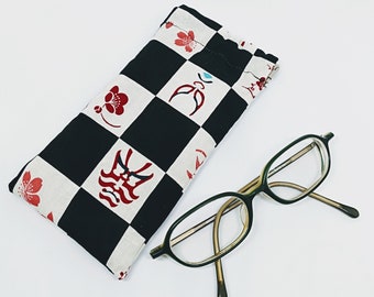 Japanese Fabric Glasses Sleeve | KABUKI face, Padded Glasses case, Japan culture, Reading Glasses, Sunnies, unisex gift, unique, Xmas, 謹賀新年