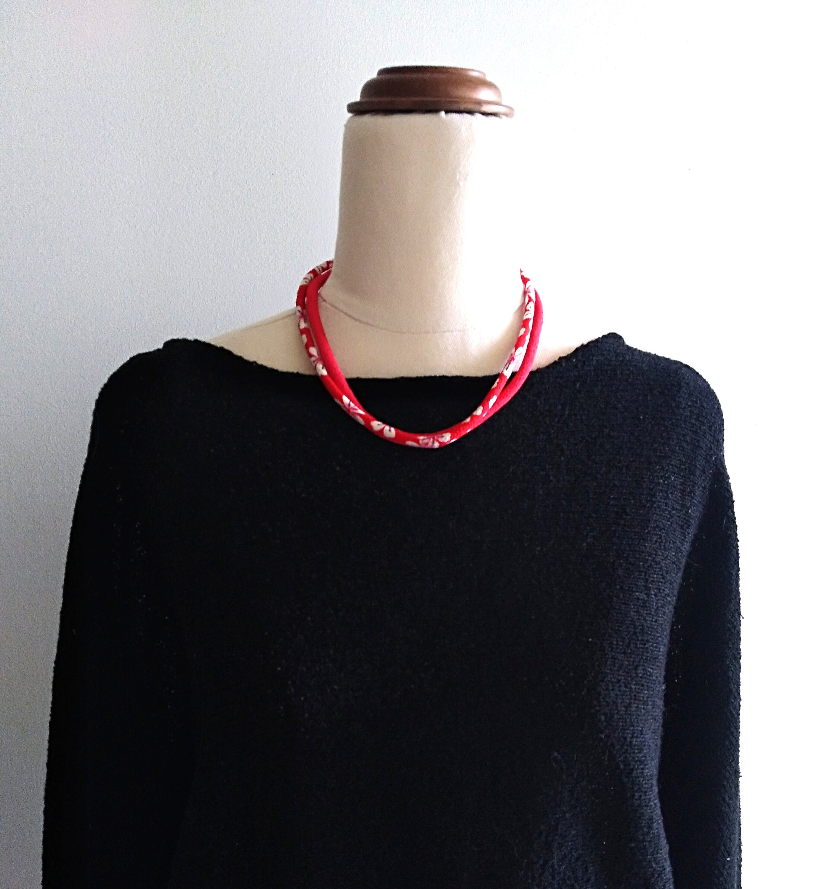 Japanese KIMONO Necklace RED X FLOWER, Kimono Accessory Japanese KIMONO Necklace RED X FLOWER, Kimono Accessory