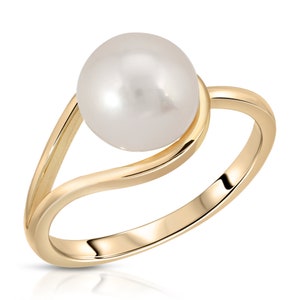 Genunie 8-9mm Cultured Freshwater Pearl Ring Sterling Silver .925