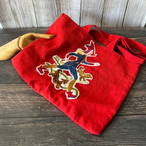 Vintage Handgemachte bestickte Tasche, kleine Tasche, Kinderbuchtasche, Applikation Volkskunst Huntsman & Dogs