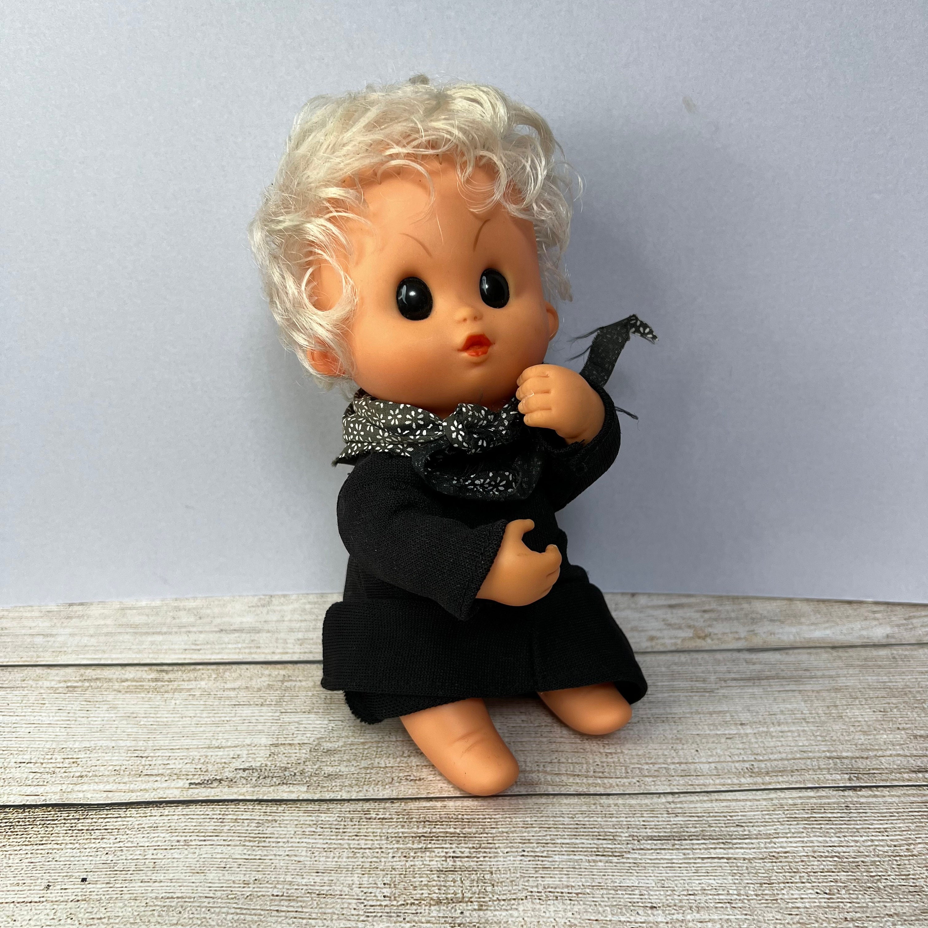 欧米70年代ヴィンテージ希少なGOTO美しく凛々しい瞳で精巧に作られた鳥の陶器 欧米70年代ヴィンテージ希少なGOTO美しく凛々しい瞳で精巧に作られ