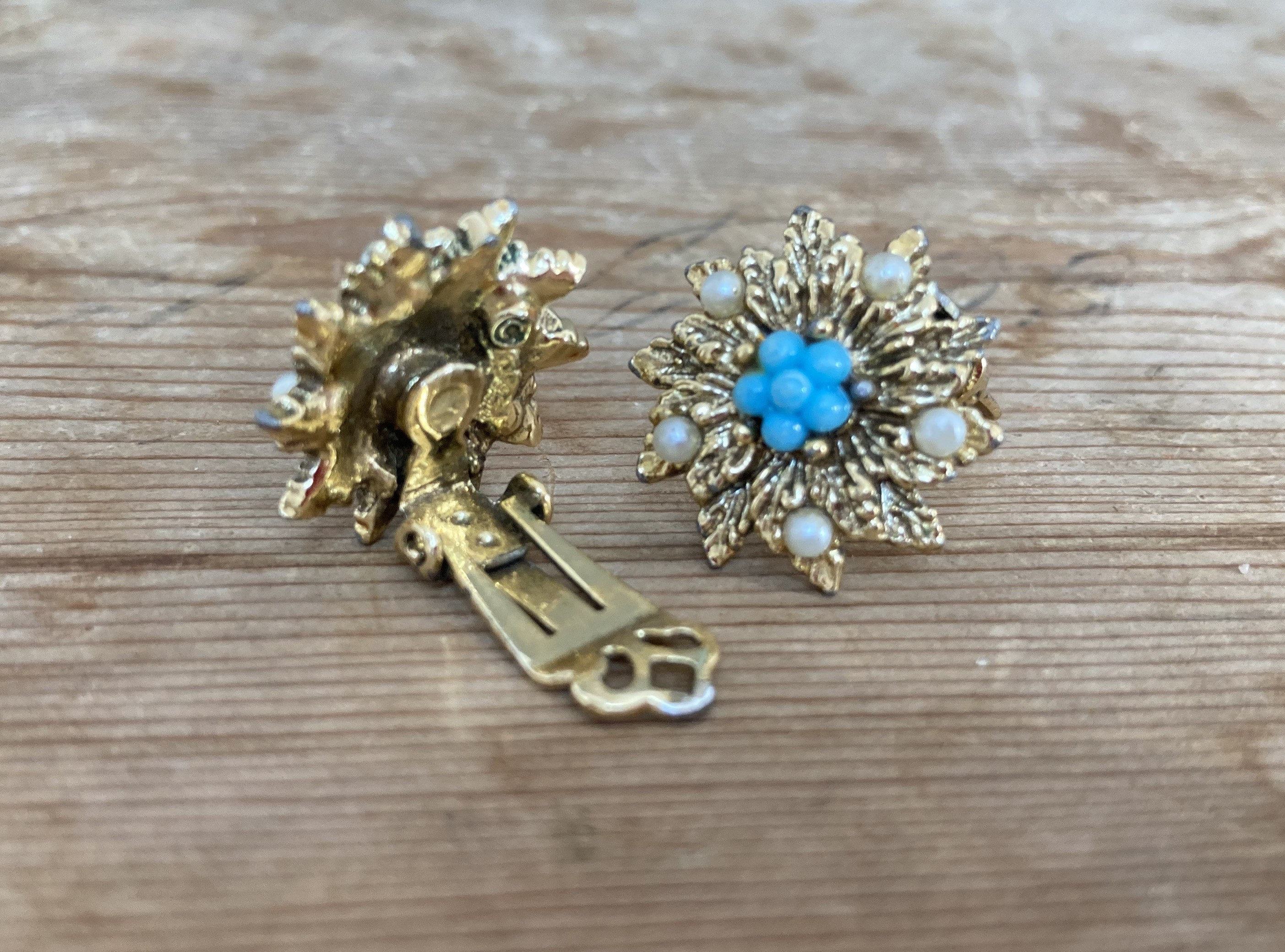Vintage Mid Century Clip and Screw Back Earrings 4 Pairs - Etsy UK