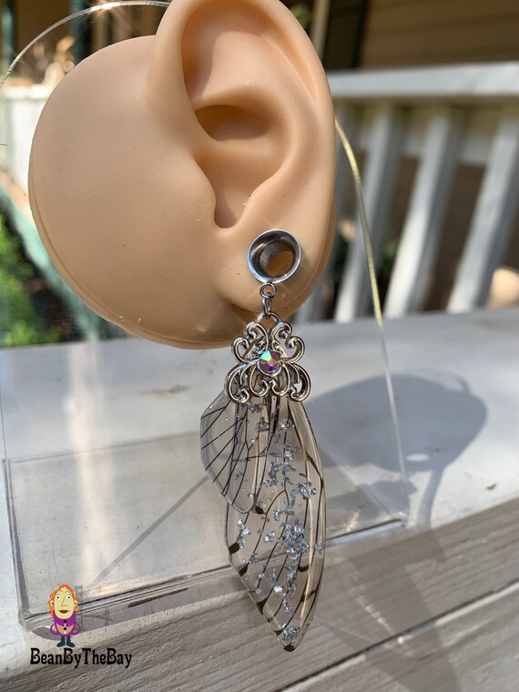 Dangle plugs deals