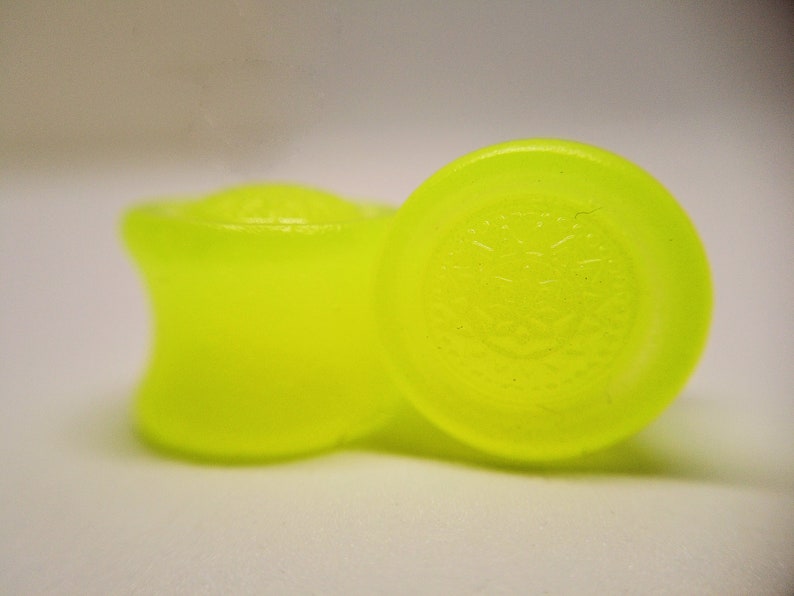 Glow in the Dark Double flare ear plugs UV ear plugs multiple sizes Gorgeous Glow in the dark!