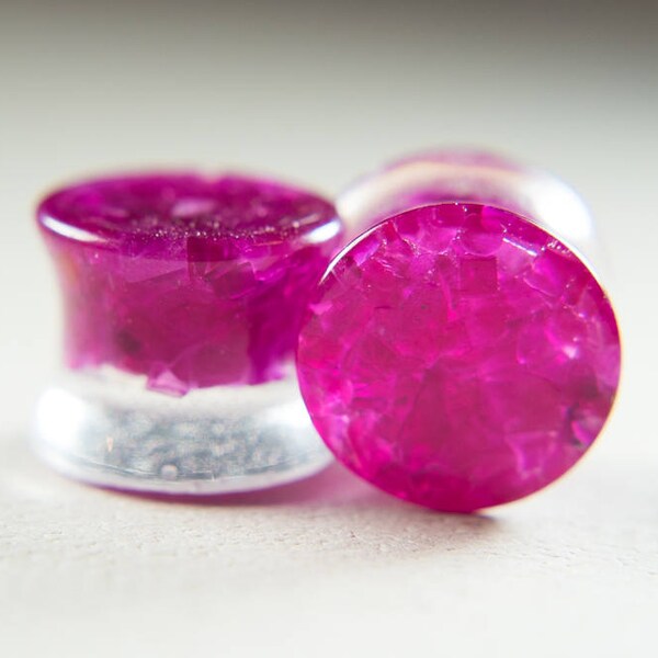 Super LIGHT STONE PLUGS! Gorgeous crushed Jade Ruby Crystal stone in high-quality resin! 2g - 30mm