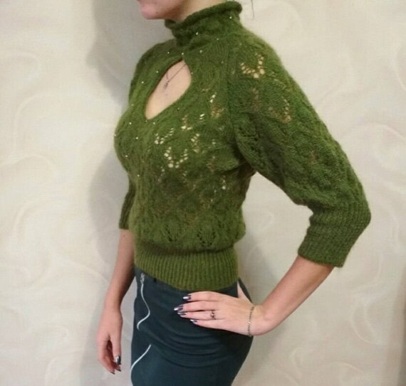 green sweater knit