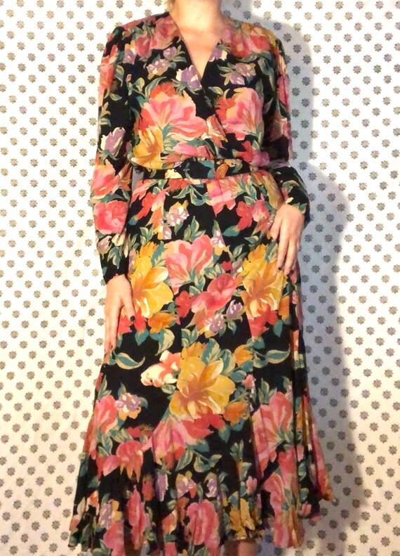 Vintage 1980s Bold Floral Dress with Belt
