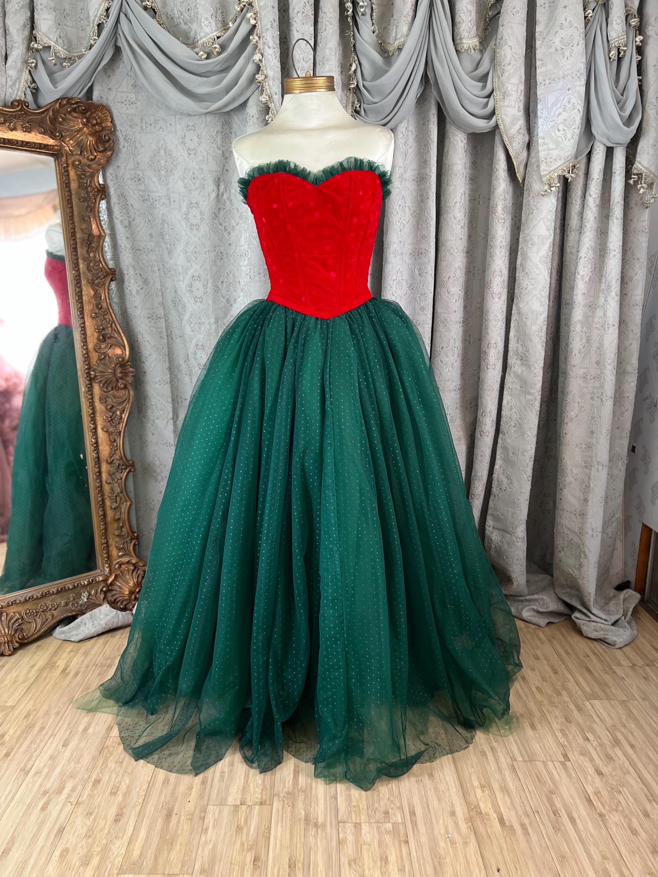 martha may whovier red and green dress costume Patrick_0704