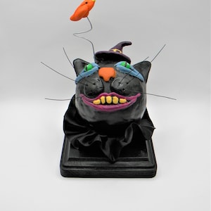 Black Halloween Cat Figurine: Hand-Painted Epoxy Clay Decor