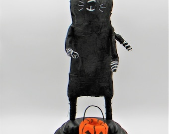 Black Cat Folk Art Sculpture - Primitive Halloween Decor with Whimsical Witchy Charm for Rustic Home