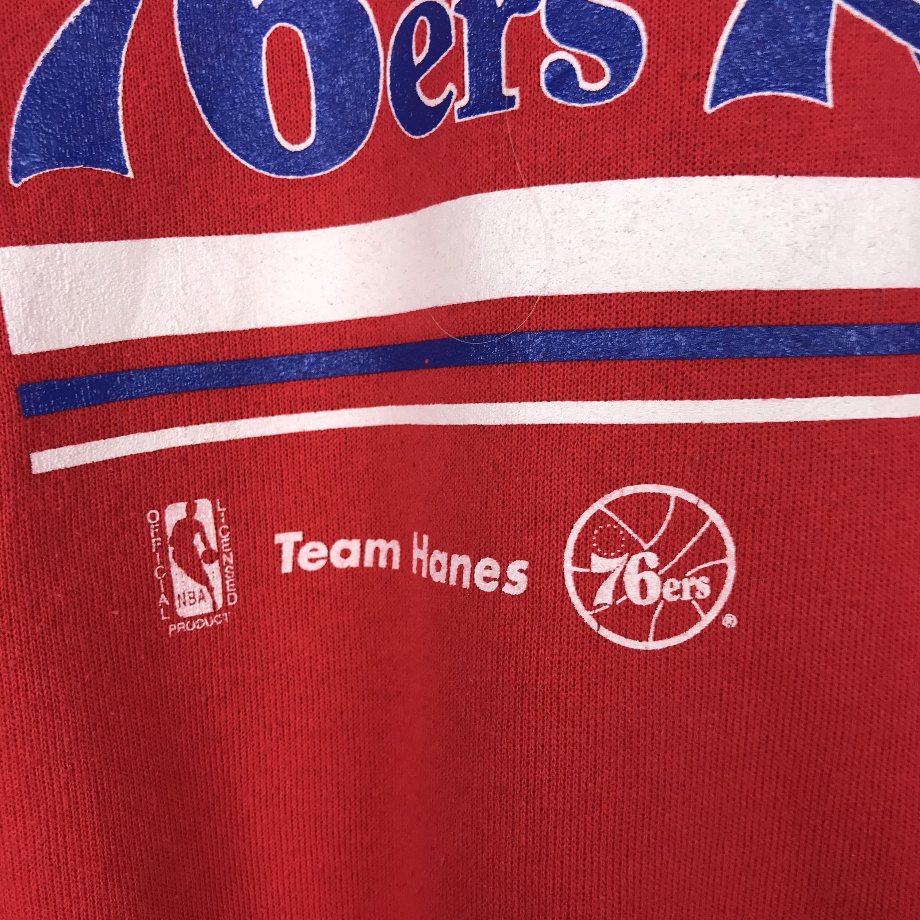 VTG 80s Philadephia 76ers NBA Big Graphic Red Crewneck Sweatshirt Size L