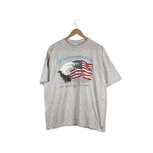 Vintage retro 90’s retro 80’s t-shirt eagle bird tshirt / medium size