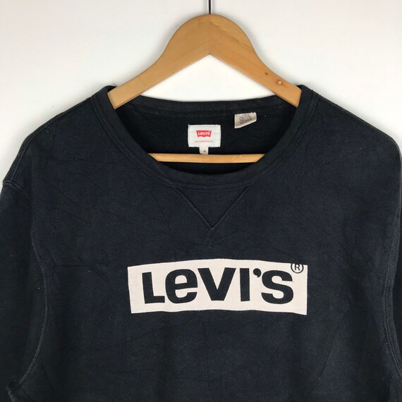 levis jumper
