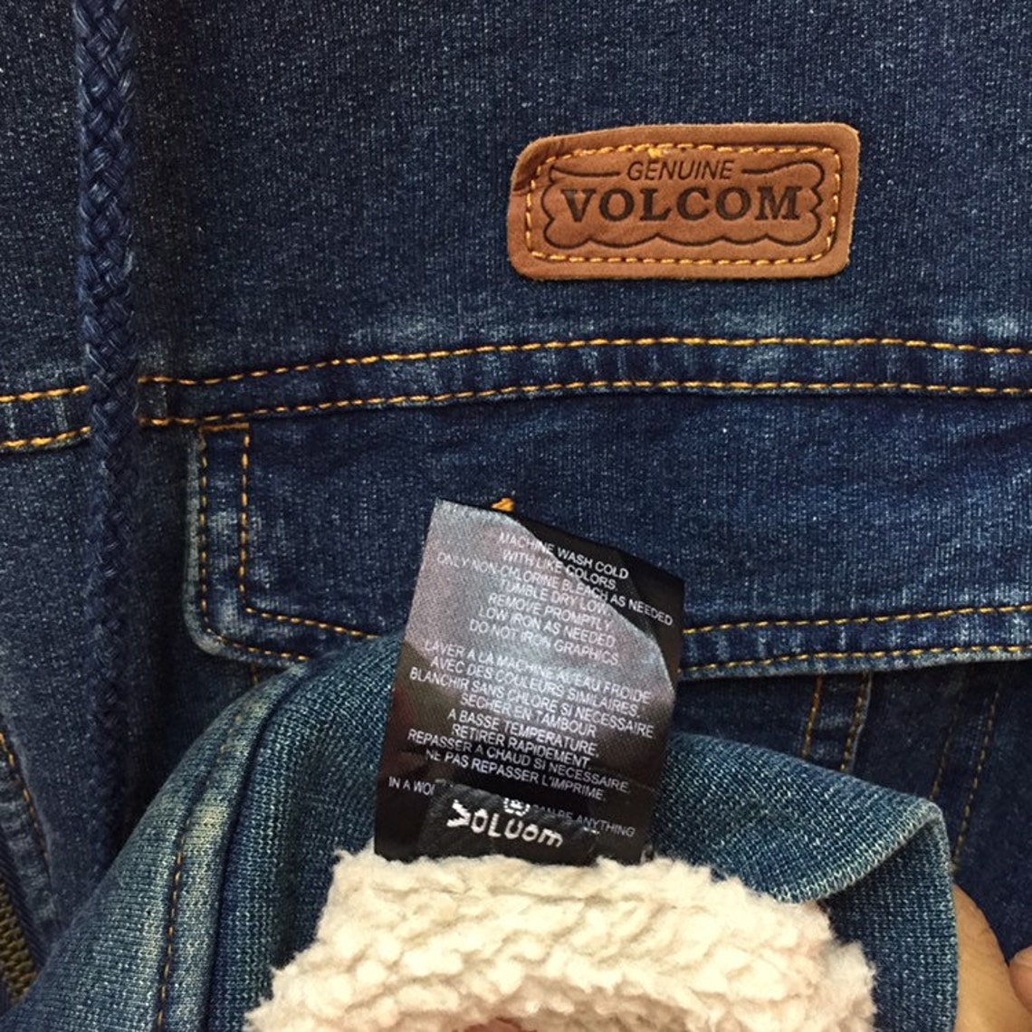 volcom classy time sweater