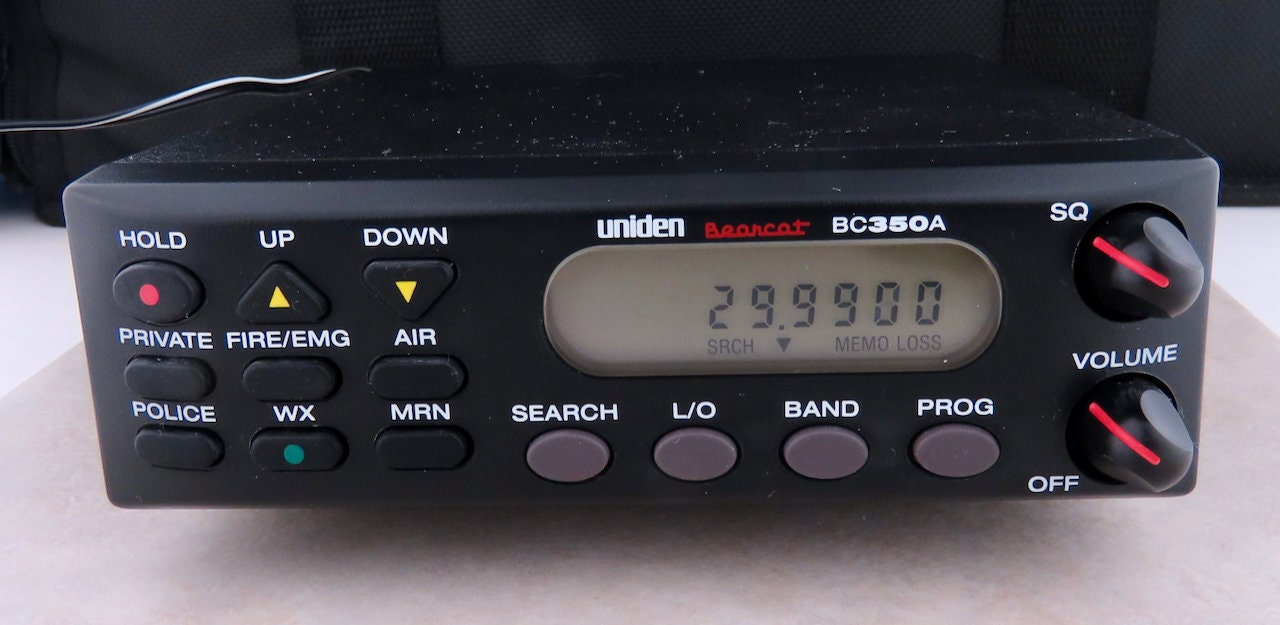 Uniden Bearcat Bc350a Scanner