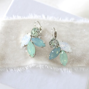 Orecchini da sposa verde menta, gioielli da sposa, orecchini da sposa in cristallo, gioielli da sposa, orecchini da damigella d'onore, orecchini pendenti per la sposa