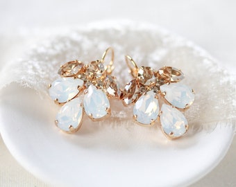 Crystal Bridal earrings, White opal Wedding earrings, Bridal jewelry, Teardrop Crystal earrings, Wedding jewelry, Gold earrings