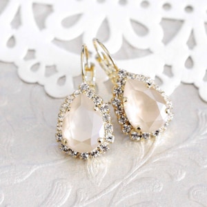 Ivory cream Bridal earrings, Bridal jewelry, Crystal Teardrop Wedding earrings, Bridesmaid earrings, Wedding jewelry, Special occasion yellow gold