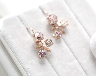 Rose gold Bridal earrings, Bridal jewelry, Blush crystal earrings, Flower earrings, Blush Wedding earrings, Rose gold Bridesmaid earrings