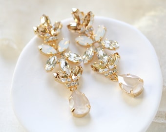 Gold Bridal earrings, Crystal Wedding earrings, Bridal jewelry, Gold crystal earrings, Ivory cream earrings, Statement earrings