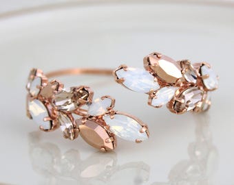 Rose gold Bridal Bracelet, Rose gold leaf bracelet, Bridal jewelry, Crystal Wedding bracelet, Open cuff bracelet, Bridesmaid bracelet