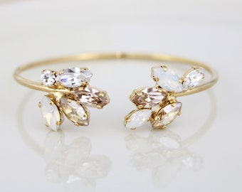 Gold Bridal bracelet, Bridal jewelry, White opal open bangle bracelet, Gold Wedding jewelry, Bridesmaid bracelet, Wedding jewelry