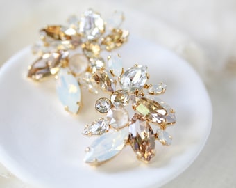 Gold Bridal earrings, Crystal stud earrings, Wedding jewelry, Crystal Wedding earrings, Bridal jewelry, Bridesmaid earrings, Large studs