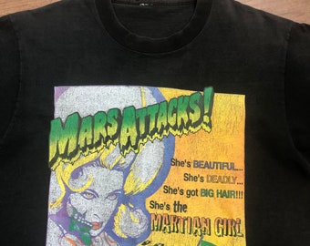 Vintage 90’s Mars Attack Shirt / Martian Girl Tim Burton Movie Tee Size M