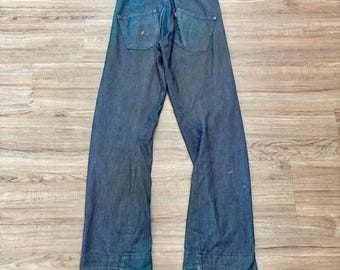 Vintage Levi's Engineered Loose Cut Jeans Cinch Back / American