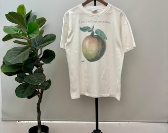 Vintage 90’s Rene Magritte Shirt “Ceci N’est Pas Une Pomme” / This Is Not An Apple Surreal Arts Tee Size L~XL