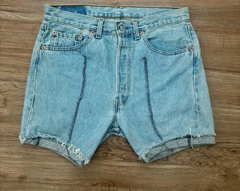 Pantalones cortos vaqueros Levi’s vintage / Denim hecho en EE. UU. W31