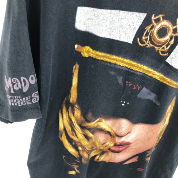 Vintage Madonna Shirt Distressed / The Girlie Show / Herb Ritts / Band T Shirt / Tour Shirt View 4