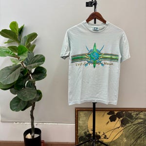 Vintage 90’s T&C Surf Shirt / Town And Country Hawaii Surfing Beach Summer Size S