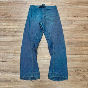 Vintage Levi's Engineered Loose Cut Jeans Cinch Back / American