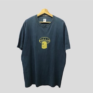 Vintage 90's Thump Inc Skateboards Shirt / Surf & Skate Tee Size