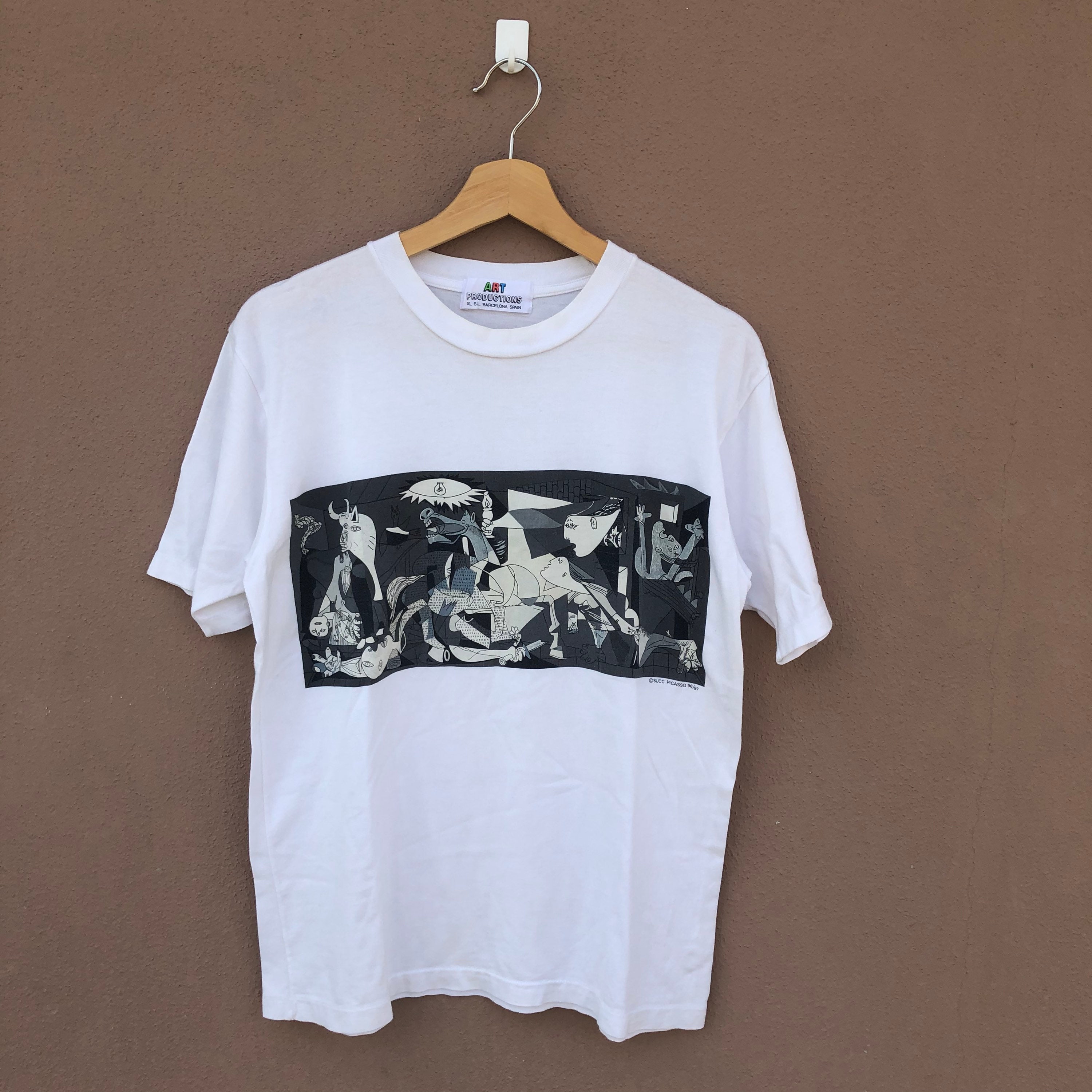 Vintage 90s Pablo Picasso Shirt / Guernica / Modern Art - Etsy