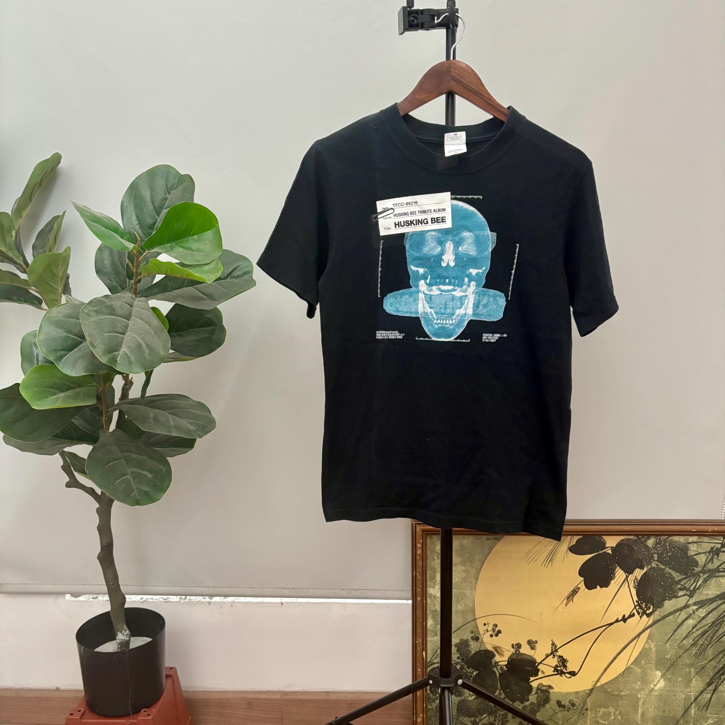 Husking Bee Tee - Etsy