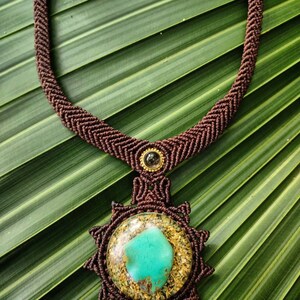 Colgante de orgonita, collar de turquesa, brilla en la oscuridad, collar de macramé, joyería de orgonita, colgante de turquesa, cuarzo ahumado