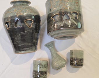 Vintage Obori Soma Ware Pottery Set: Crackle Glaze, Sacred Horse