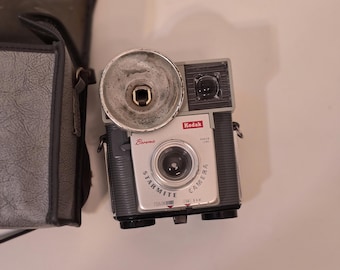 Vintage Kodak Brownie STARMITE CAMERA Dakon Lense 1960s with Case