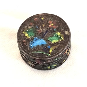 Vintage Chinese Silver cloisonné Pill Box / Jewelry Trinket Box Early 1900s