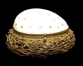 DISCOUNT!! Antique Opaline Glass Trinket Box/Casket | In shape of an Egg | Bronze/Brass Nest | Stars | Napoleon III | France | 19th Century