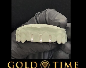 Parrillas dentales personalizadas hechas a mano con 3 aberturas – Oro o plata