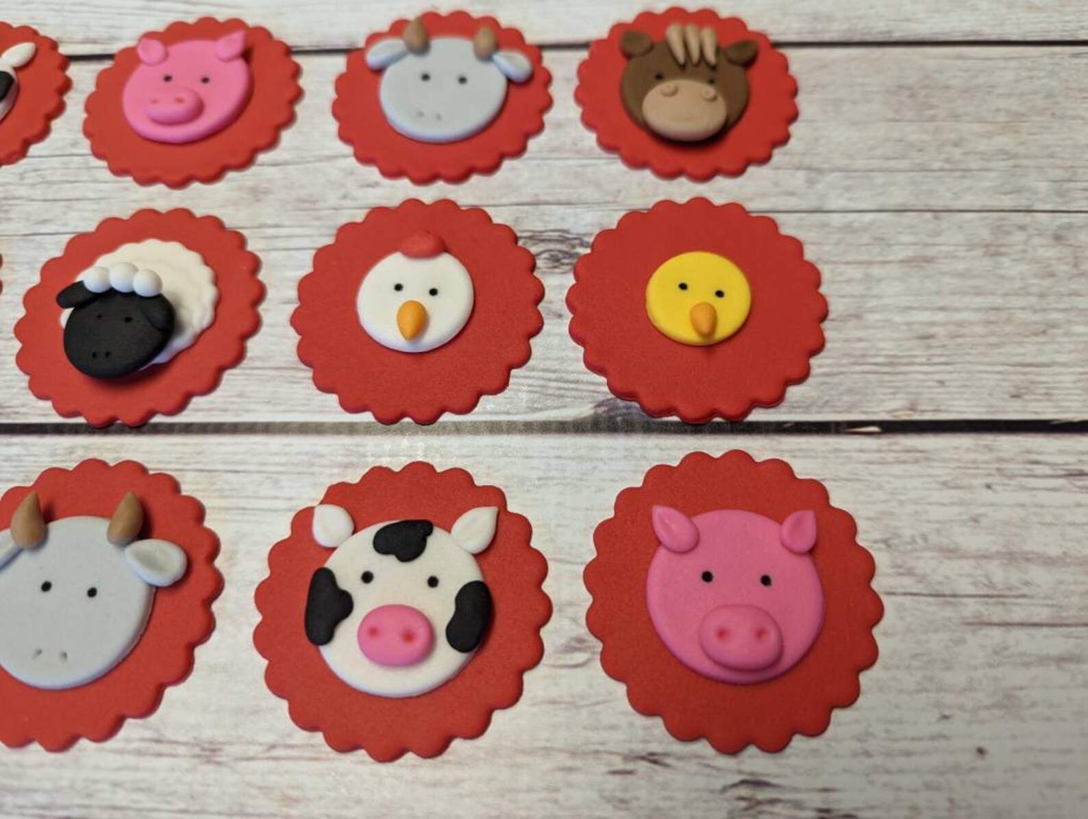 Fondant Farm Animals Cupcake Toppers Fondant Farm Fondant Etsy