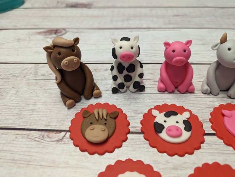 Fondant Farm Animals Cupcake Toppers Fondant Farm Fondant Etsy