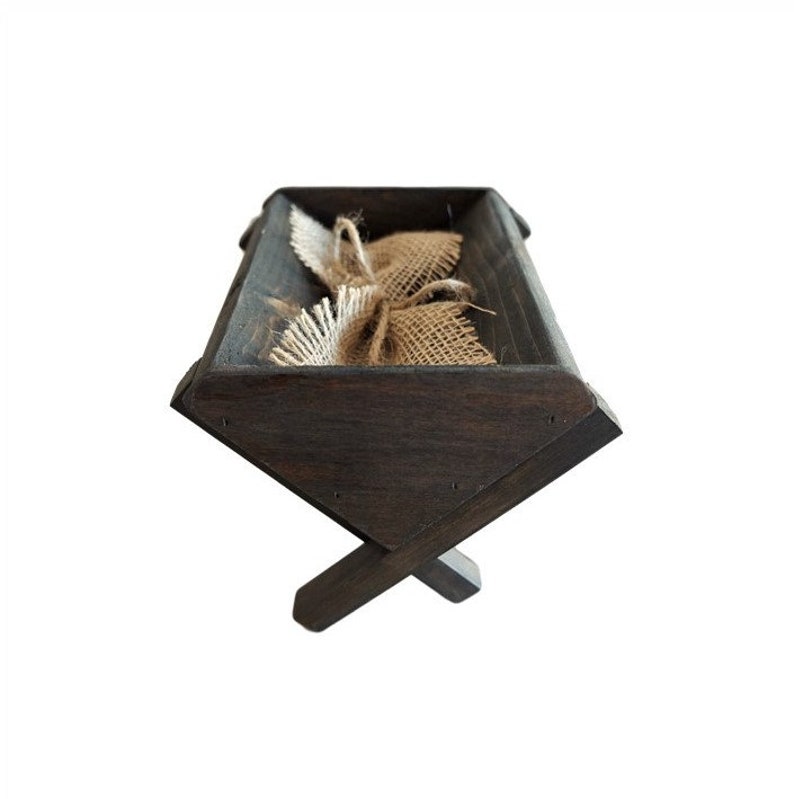 Wooden Manger Small Nativity Image 0