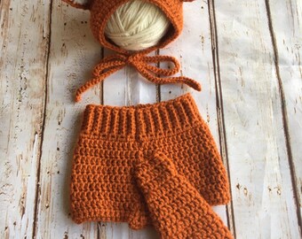 Crochet Fox Halloween Costume. Newborn Photography Outfit. Woodland Animal Hat. Baby Bloomers and Bonnet Set