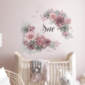 Parete di fiori di carta, decorazione da parete per la cameretta dei bambini, cartello con il nome della cameretta dei bambini, grandi fiori di carta attorno al cartello in legno personalizzato, cartello con il nome del bambino in 3D, cameretta dei bambini parigina