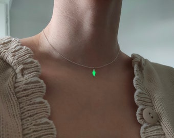 Tiny Green Stat Diamond Necklace - Glowing Solid Sterling Silver Necklace - Sims Inspired