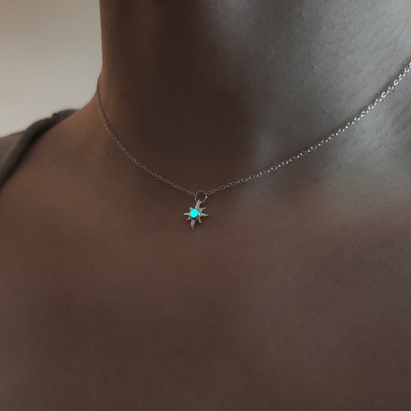 Elune's Guide Necklace - Unique Turquoise Eight Pointed Star Glow Necklace - Sterling Silver 925 - All Blue